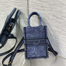 Christian Dior Shopping Bags